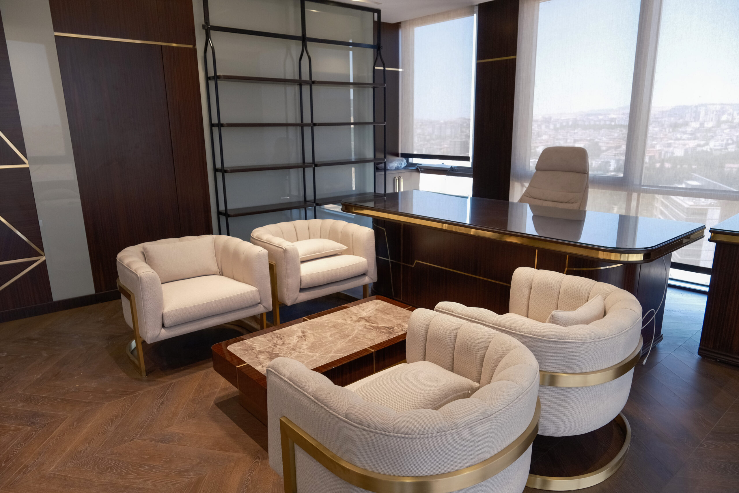 Modern Yönetici Ofisi Tasarımı